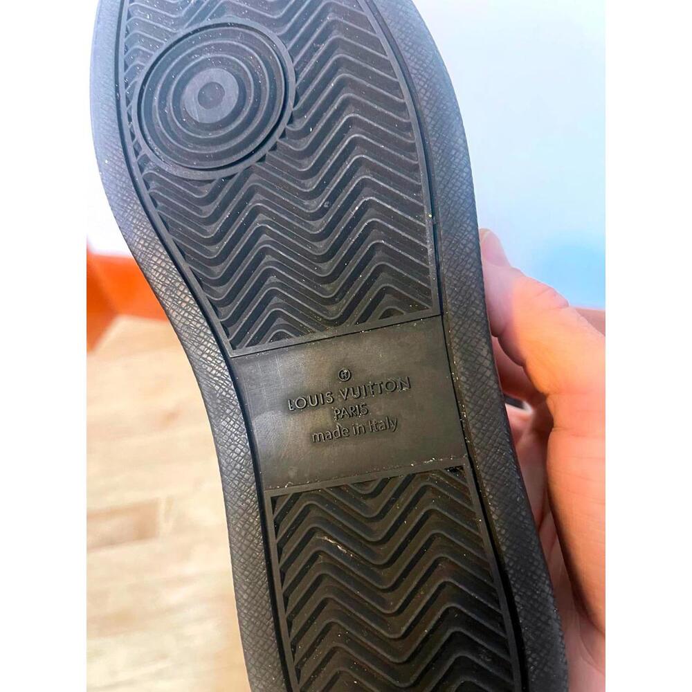 Louis Vuitton Leather "Rivoli" Sneaker 10 US Men Low Top Lace Up Black Black - Picture 7 of 7